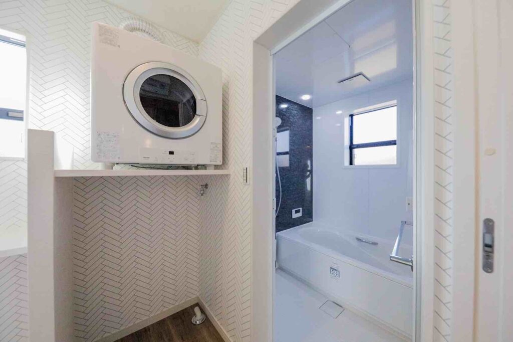 山梨平屋専門店 匠平家の施工事例｜ランドリーと浴室が隣接した動線の良い平屋住宅